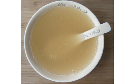 夏日解暑，這碗冷藏的野生葛根粉藏著自然的清涼答案?