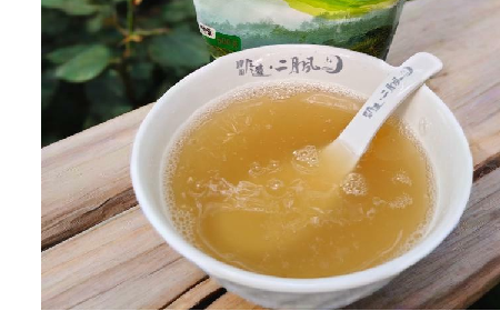 春日出游，保溫杯里面放什么最好，二月風(fēng)有機(jī)野生葛根粉陪你潤(rùn)養(yǎng)全程